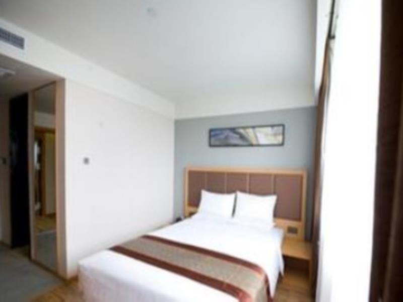 Starway Hotel Nantong Sports Convention Center Экстерьер фото